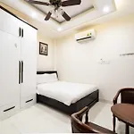 Sau Thi Apartment Phan Xich Long